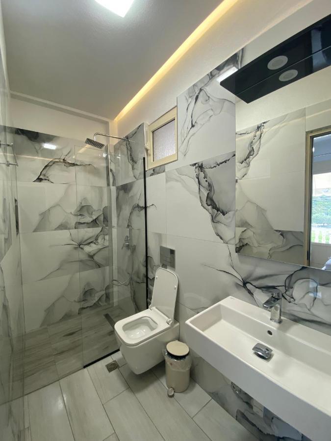 Hotel Kristal Borsh Eksteriør billede