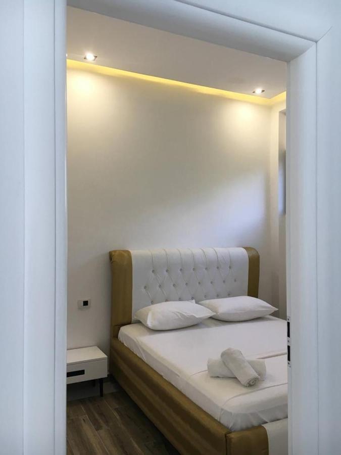 Hotel Kristal Borsh Eksteriør billede