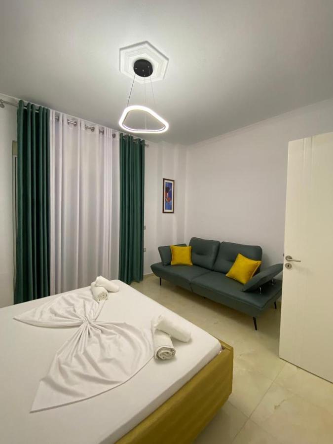 Hotel Kristal Borsh Eksteriør billede